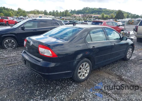 2009 Mercury Milan I4 z USA, uszkodzony, nr VIN 3MEHM07Z79R601428